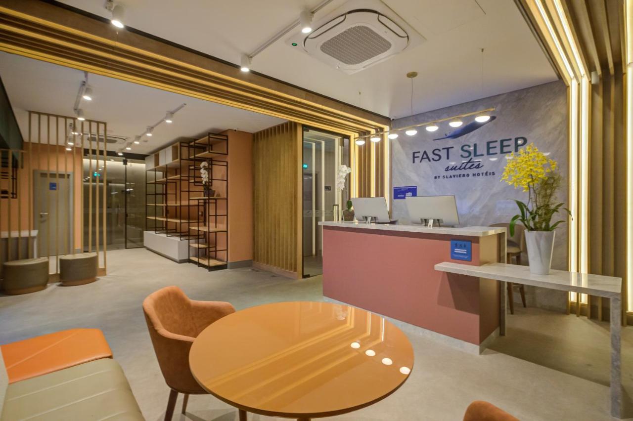Fast Sleep Suites By Slaviero Hoteis - Hotel Dentro Do Aeroporto De Guarulhos - Terminal 2 - Desembarque Oeste Exterior foto